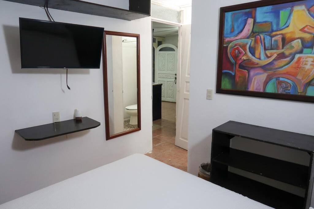 Casa Aurora #2: Private Room In Excellent Location Puerto Vallarta Esterno foto